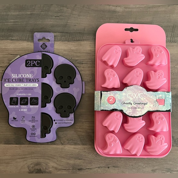 Home Goods TjMaxx Halloween Silicone Skull & Pink Ghost Ice Cube Candy Molds - Picture 1 of 8